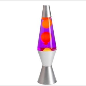 I am selling a lava lamp